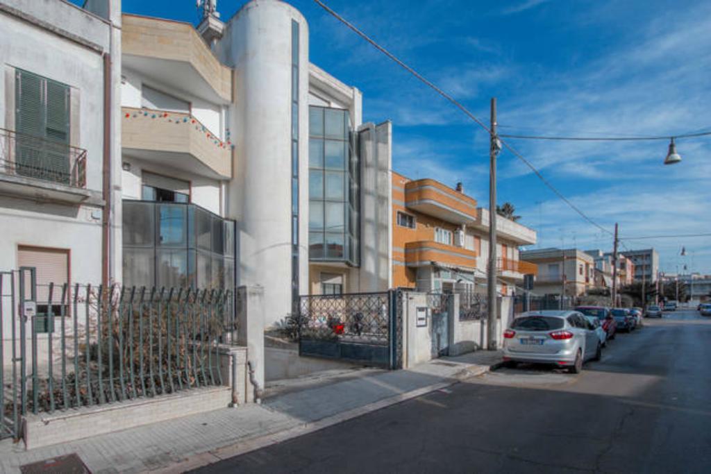 Lo Specchio Del Salento Bed & Breakfast Lecce Exterior photo