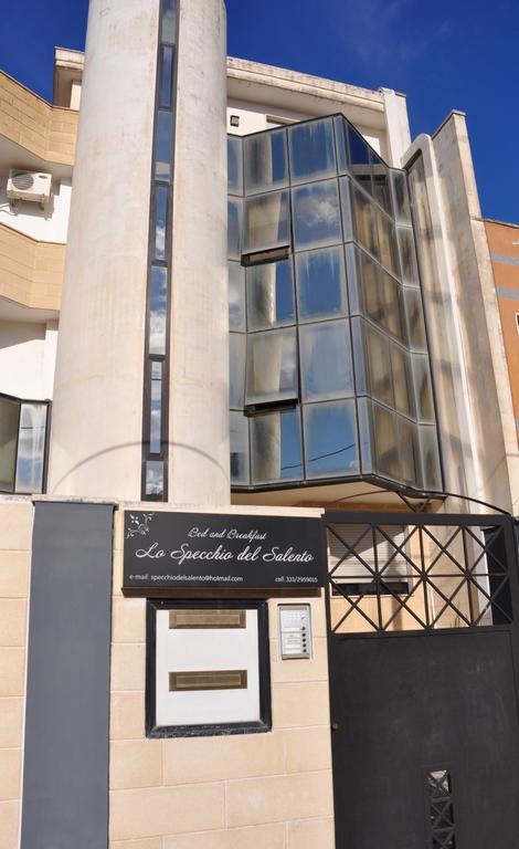 Lo Specchio Del Salento Bed & Breakfast Lecce Exterior photo
