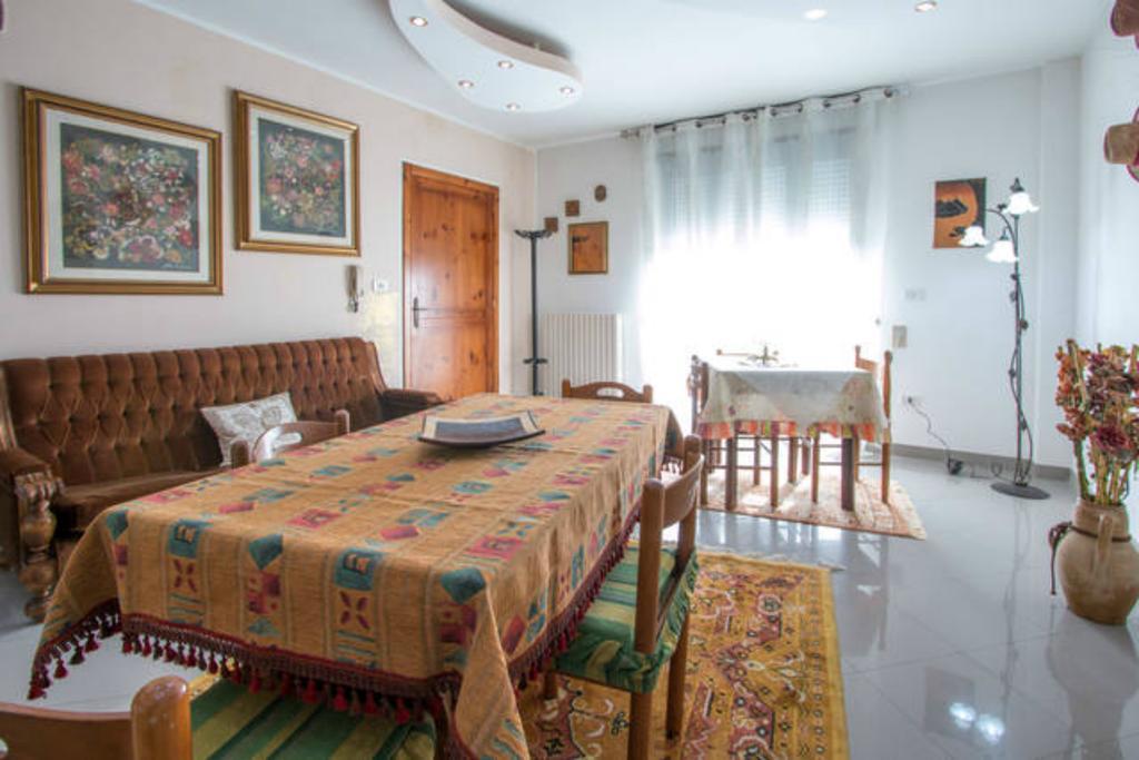 Lo Specchio Del Salento Bed & Breakfast Lecce Exterior photo