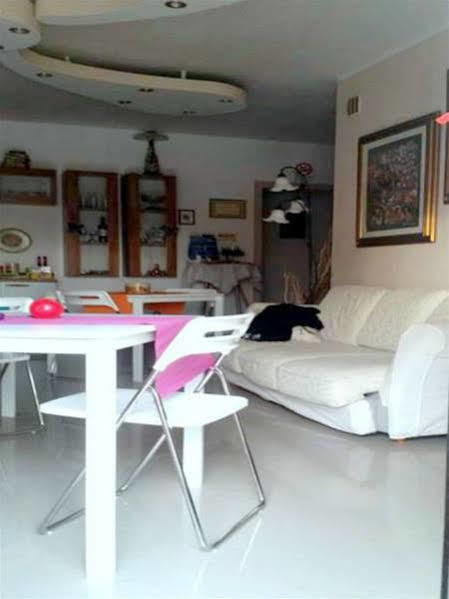 Lo Specchio Del Salento Bed & Breakfast Lecce Exterior photo